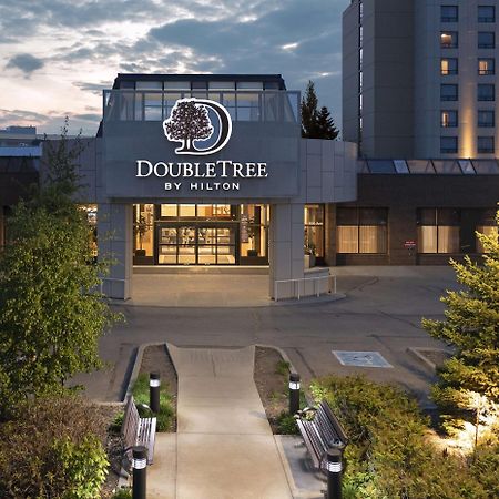 Doubletree By Hilton West Edmonton Hotel Bagian luar foto